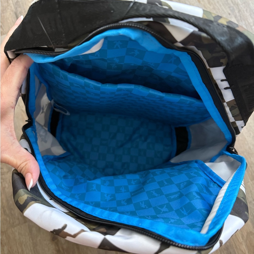 Fortnite Backpack - Picture 10 of 13